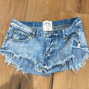 One teaspoon medium wash Bonita short